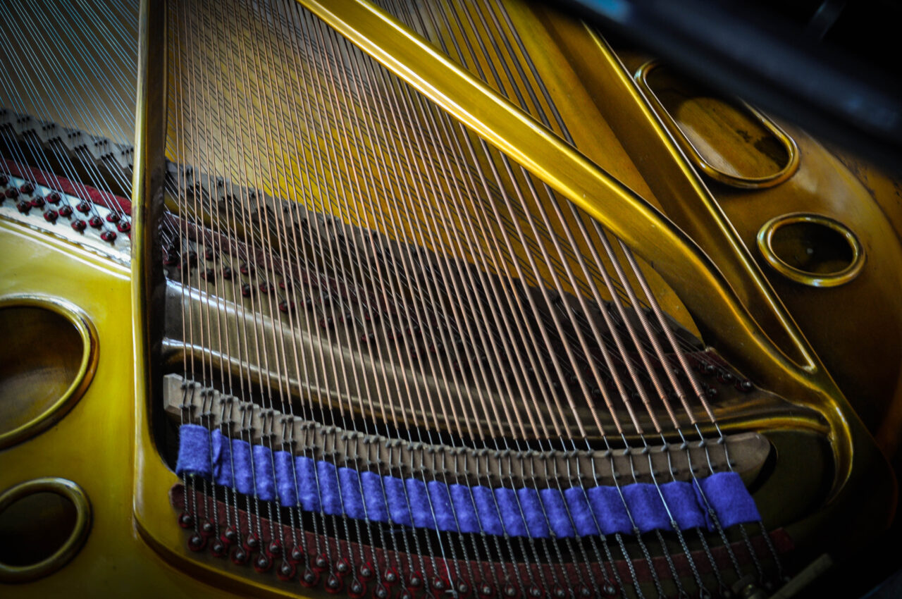 BÖSENDORFER 1 4 DE COLA Casa Pianoforte