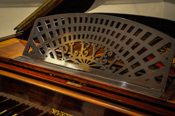 Piano de cola Pleyel (2) 3