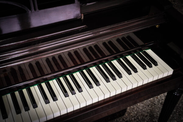 Minipiano Story and Clark 4