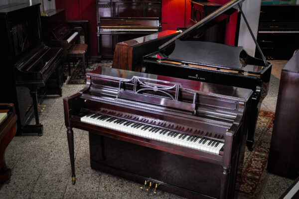 Minipiano Story and Clark 13