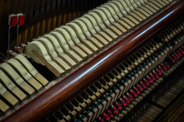 Piano Fr. Helmholz 12