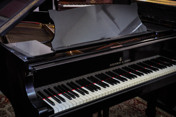 Steinway and Sons 1/4 de cola (2) 2