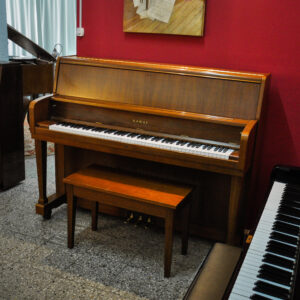 Piano Kawai UST-7