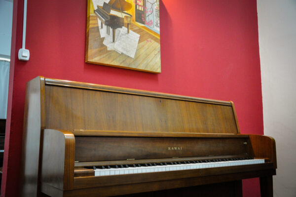Piano Kawai UST-7 7