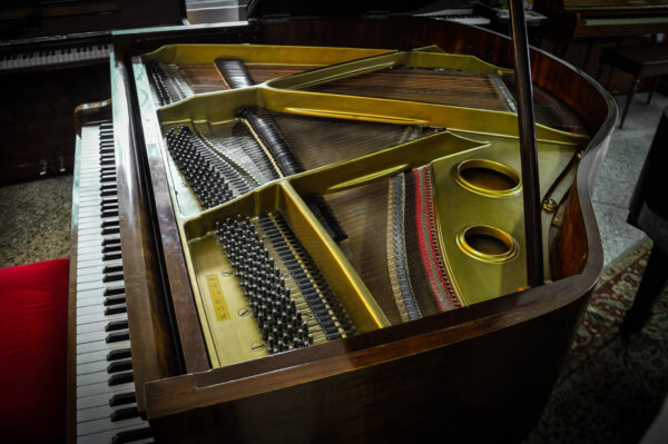 Piano Erard 1/4 de cola 23