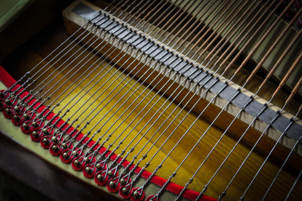 Piano Erard 1/4 de cola 24