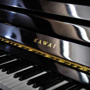 Piano Kawai CE-7 12