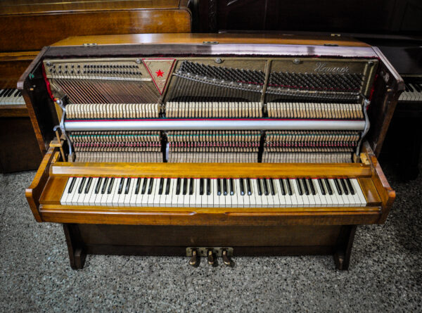 Piano Hausner 13