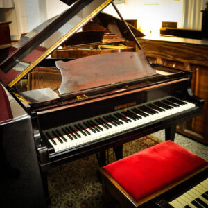 Piano Steinway model O 1/4 de cola