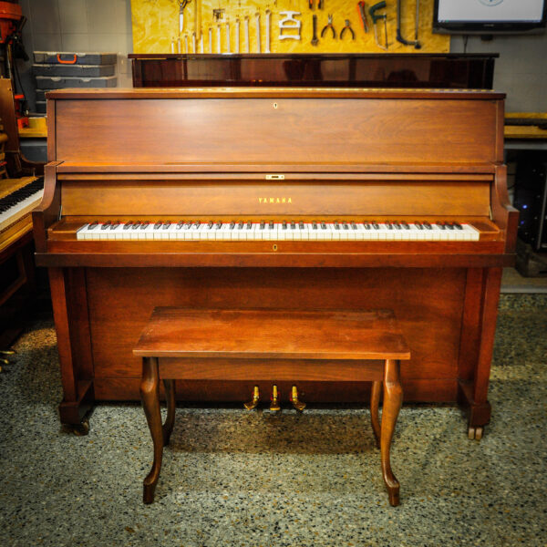 Piano Yamaha P-22