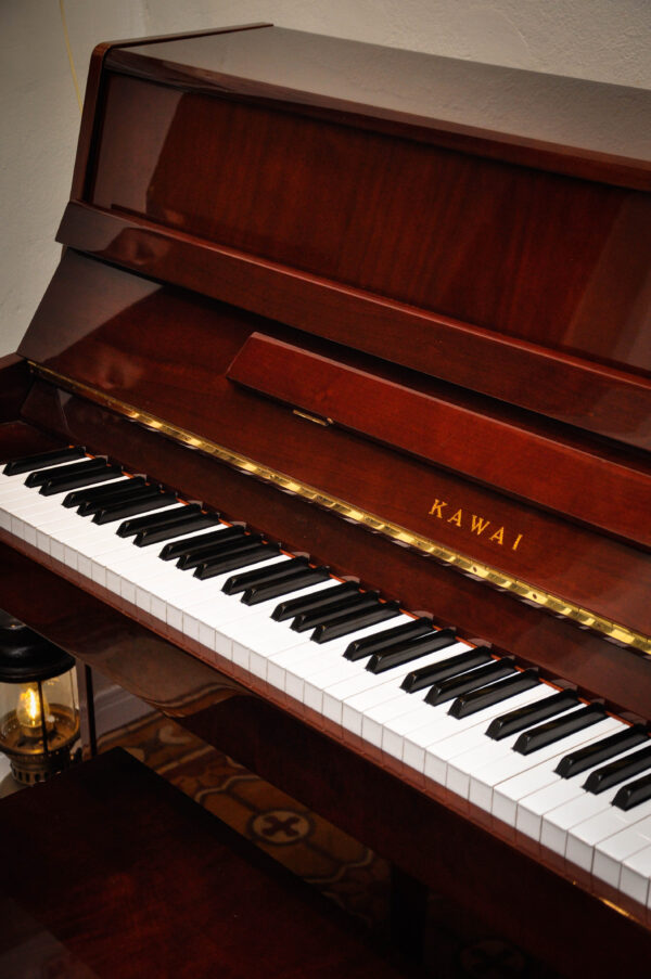 Kawai CE-8 Piano