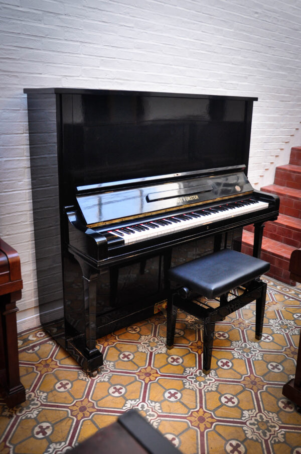 Piano August Förster 150