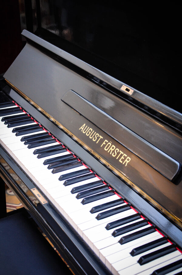 Piano August Förster 150