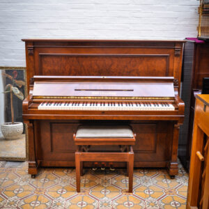 Gors and Kallmann piano