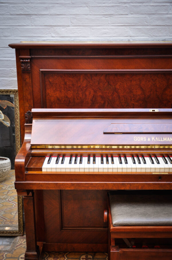 Gors and Kallmann piano