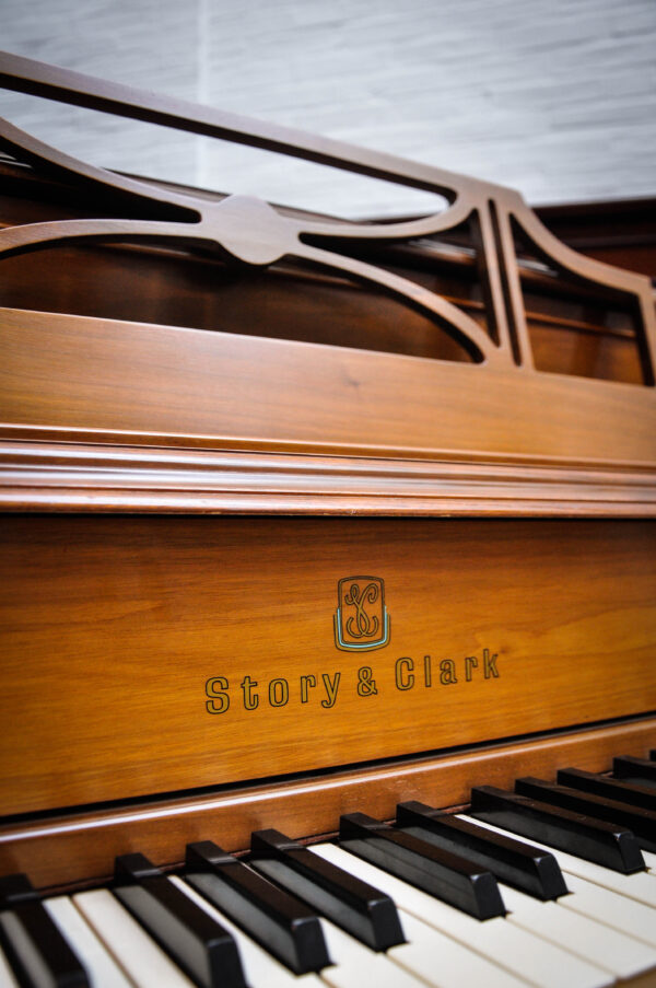 Piano Story and Clark