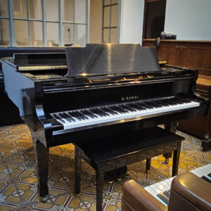 Kawai KG-1C Piano de cola