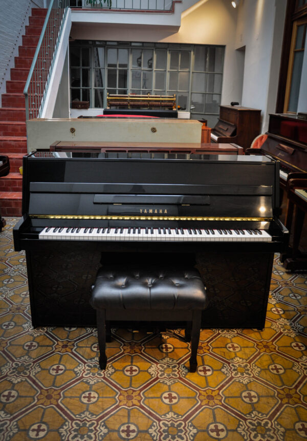 Yamaha mini piano LU90 (JU109)