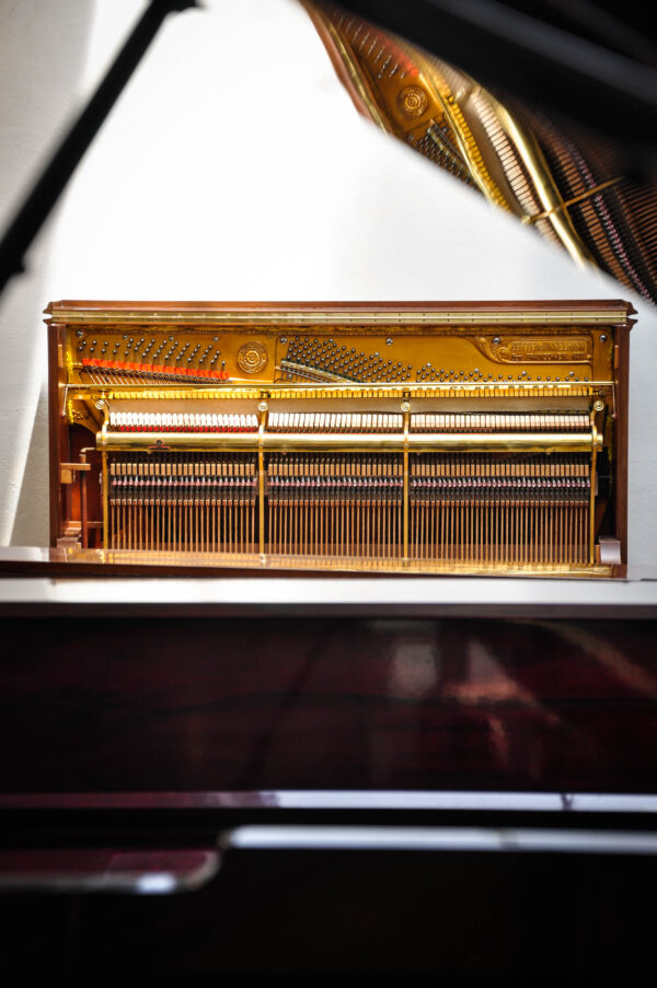 Piano vertical Zeitter and Winkelmann