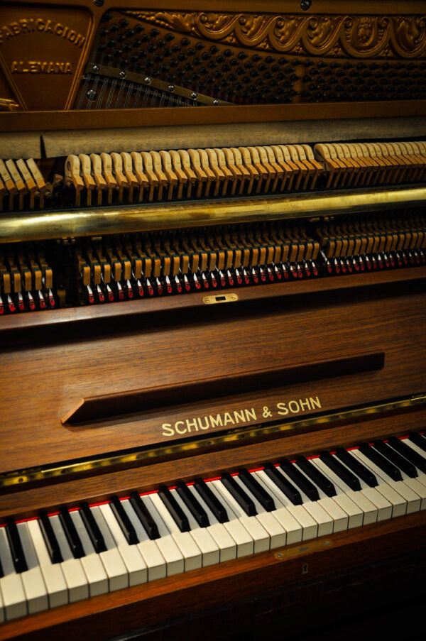 Schumann & Sohn piano