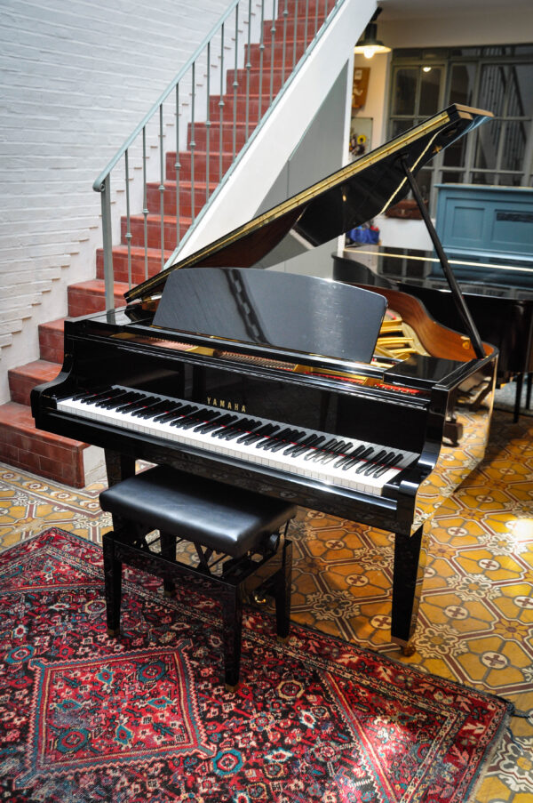 Yamaha GH-1 Piano