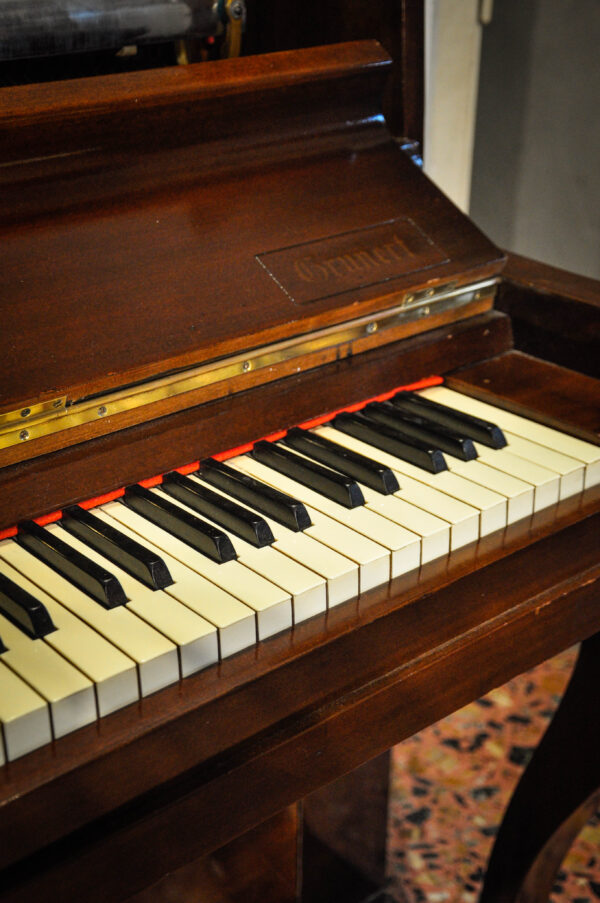 Grunert Piano