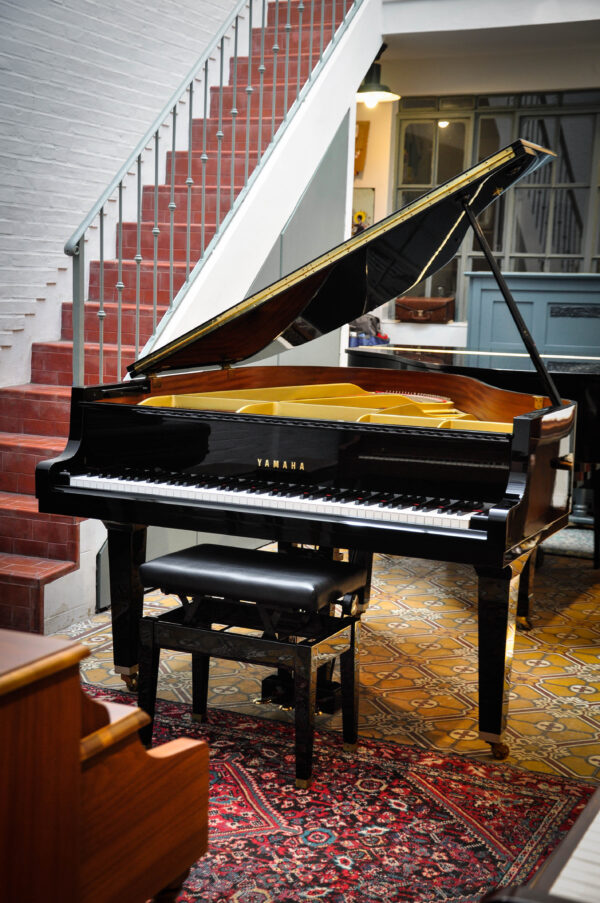 Yamaha GH-1 Piano