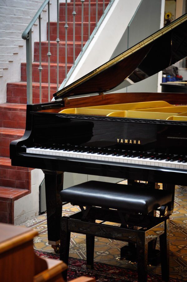 Yamaha GH-1 Piano