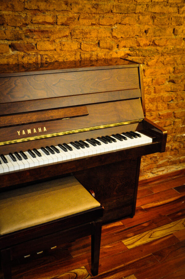 Yamaha Piano C-108 Japan