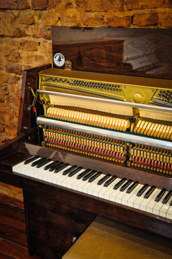 Yamaha Piano C-108 Japan