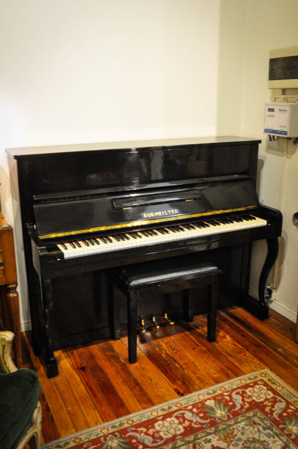 Piano Burmeister Negro