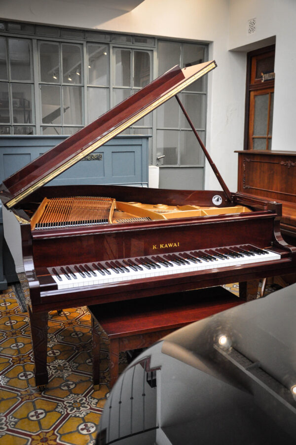 Piano de cola Kawai KG-1C Japón