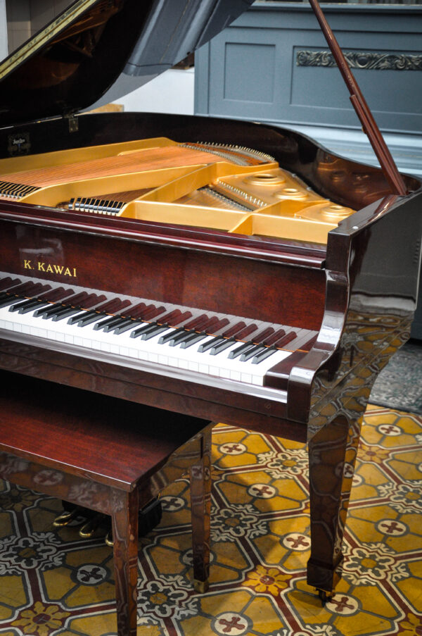 Piano de cola Kawai KG-1C Japón