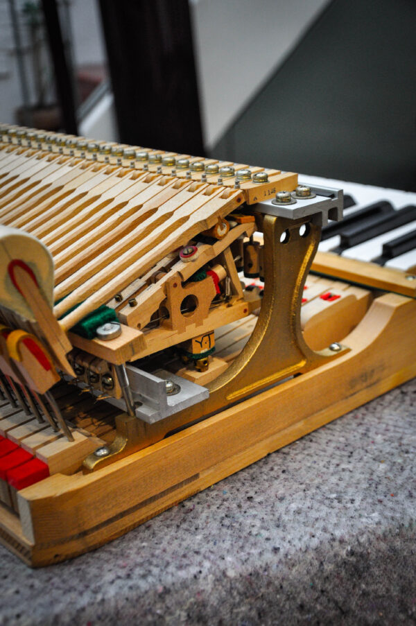 Piano de cola Kawai KG-1C Japón