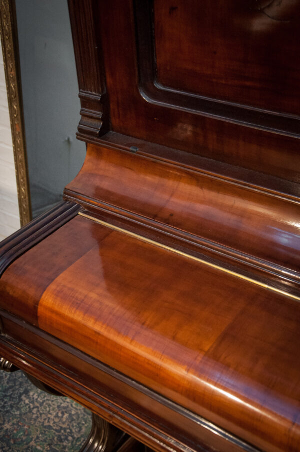 Gustav Breyer Hamburg Piano