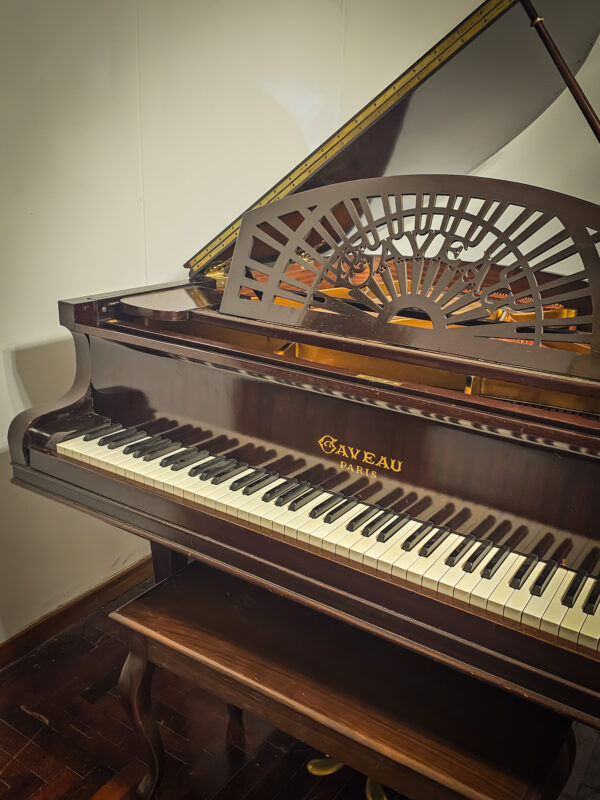 Piano de cola Gaveau