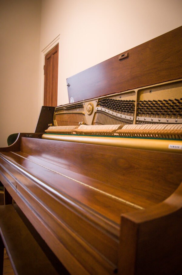 Yamaha P-22 Piano