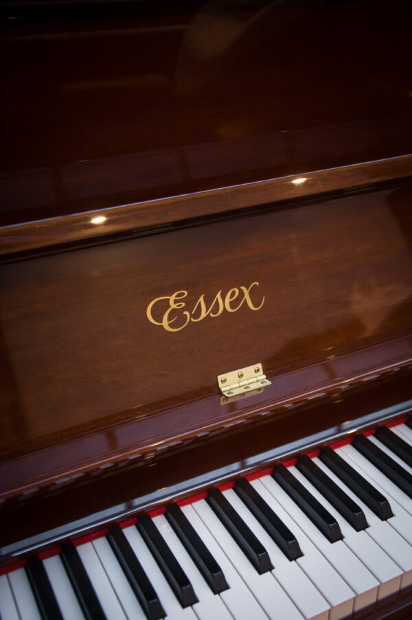 Essex EUP-116 (by Steinway and Sons)