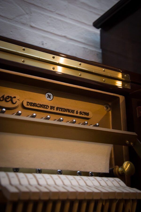 Essex EUP-116 (by Steinway and Sons)