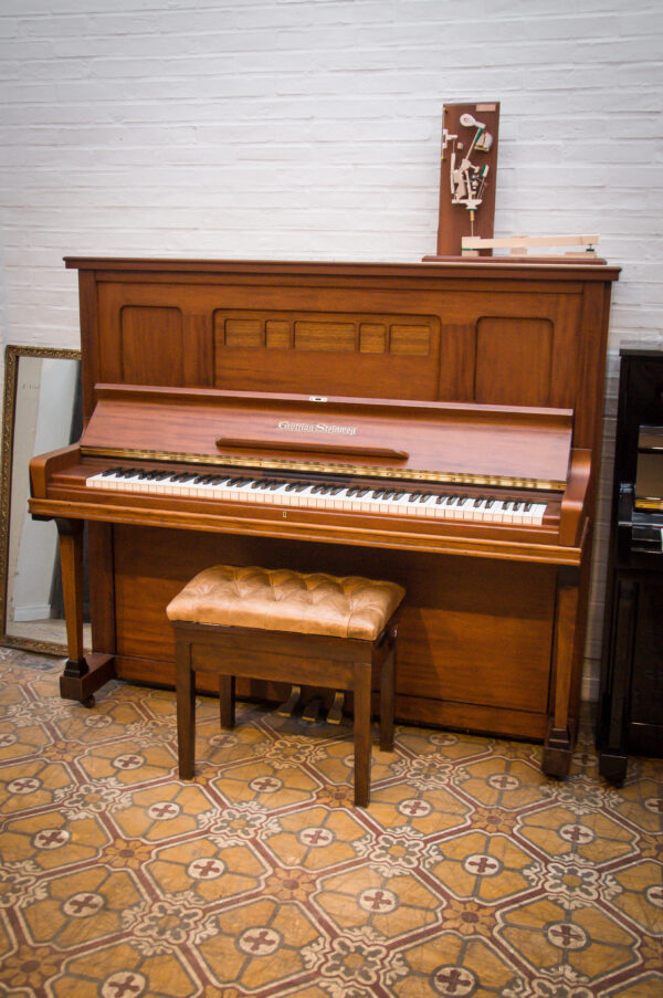 Grotrian Steinweg 135 piano