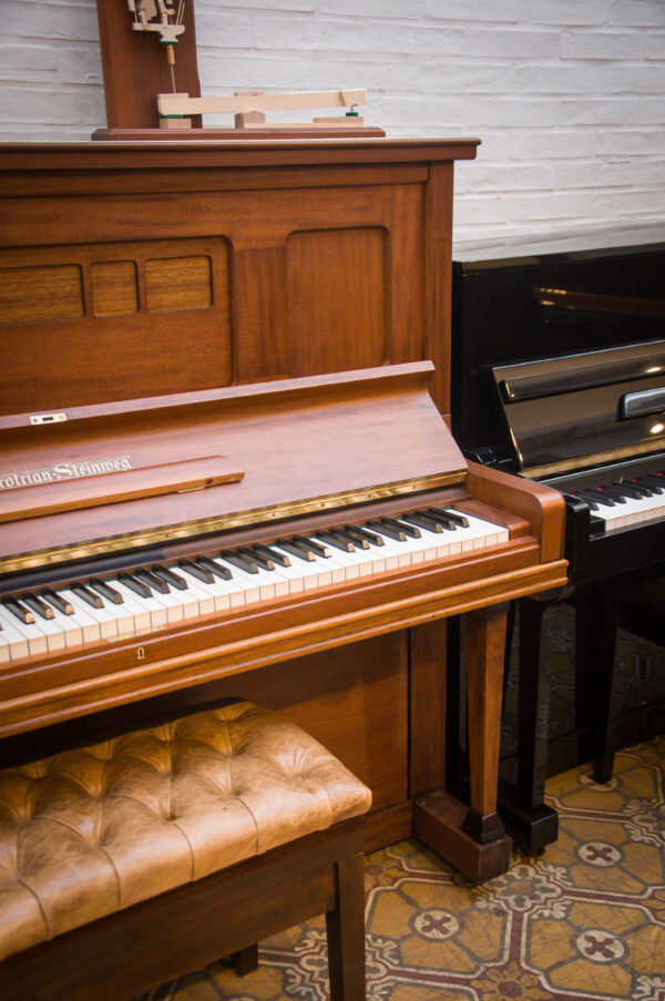 Grotrian Steinweg 135 piano