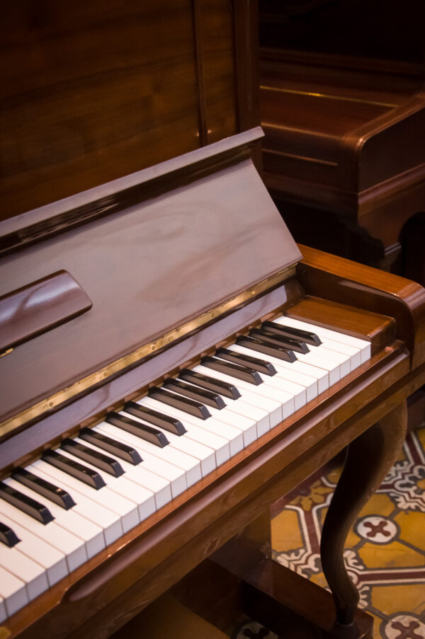 Young Chang U-3 piano