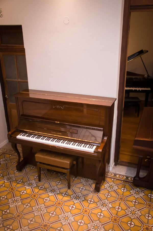 Young Chang U-3 piano
