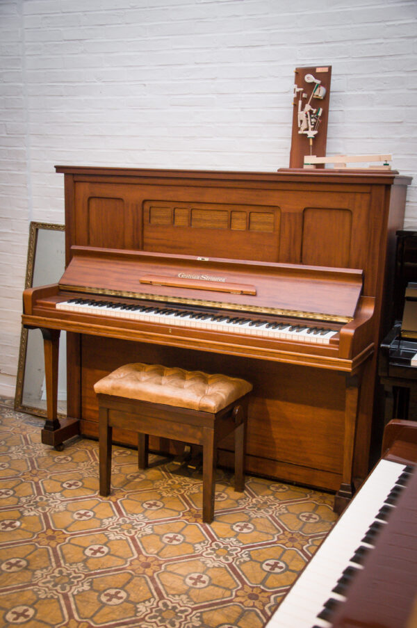 Grotrian Steinweg 135 piano