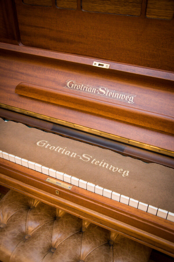 Grotrian Steinweg 135 piano