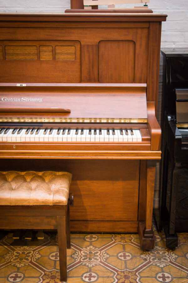 Grotrian Steinweg 135 piano