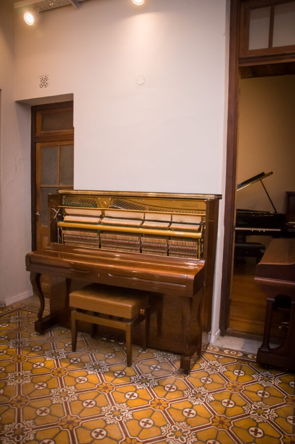Young Chang U-3 piano