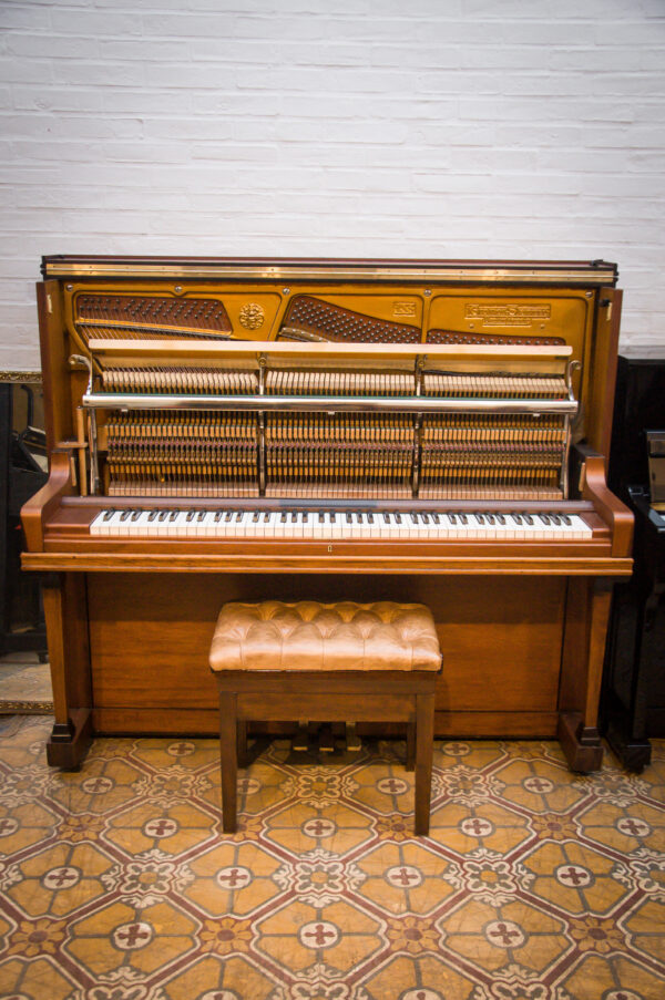 Grotrian Steinweg 135 piano
