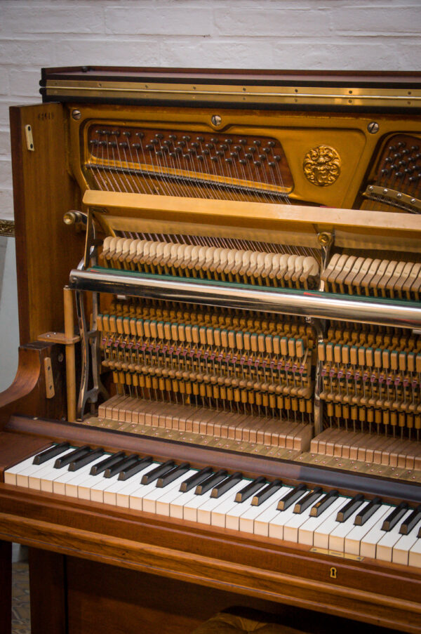 Grotrian Steinweg 135 piano