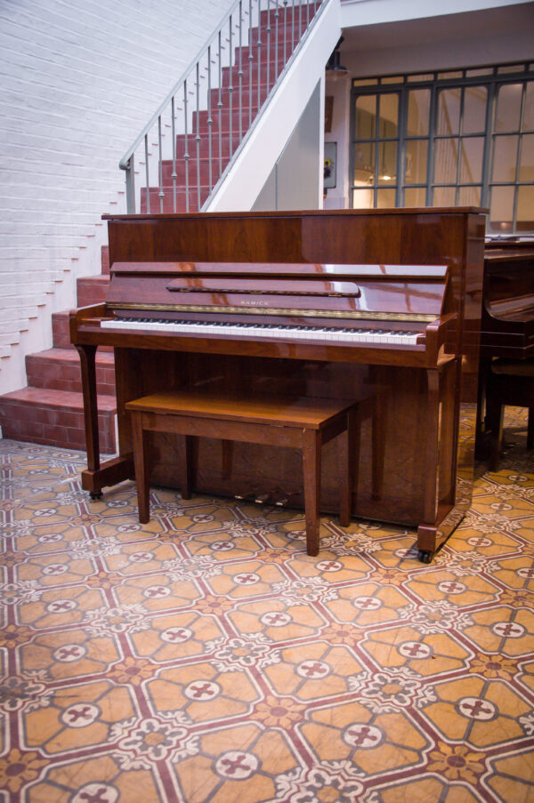 Samick JS-115 Piano